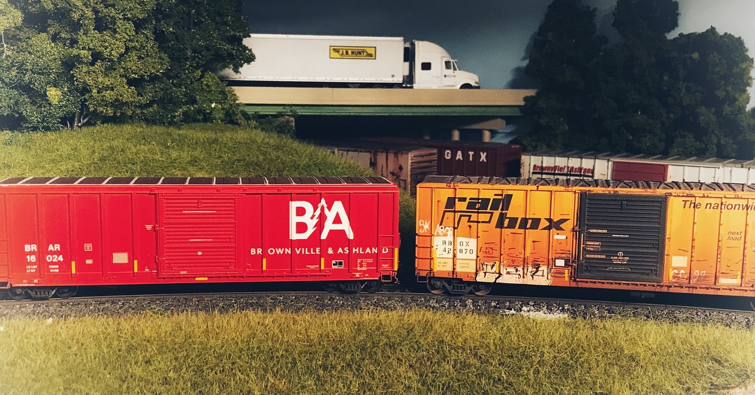 Dunn International Papers Model Railroad Hobbyist magazine