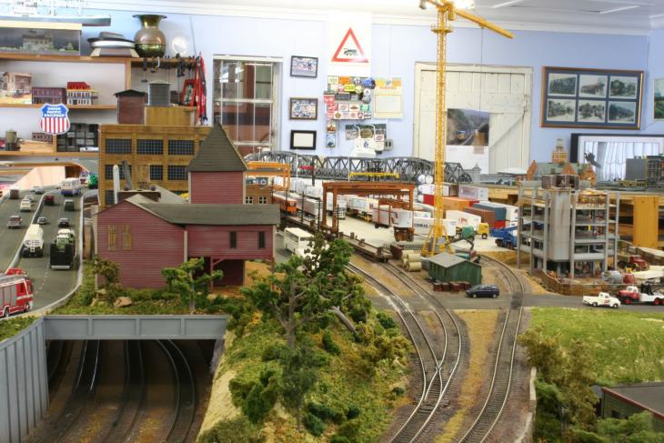 Laser guided, computer controlled model railroad | Model Railroad ...