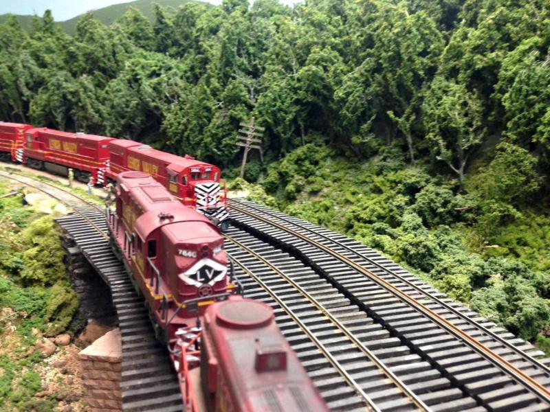 Bridge 121 Model Railroad Hobbyist magazine