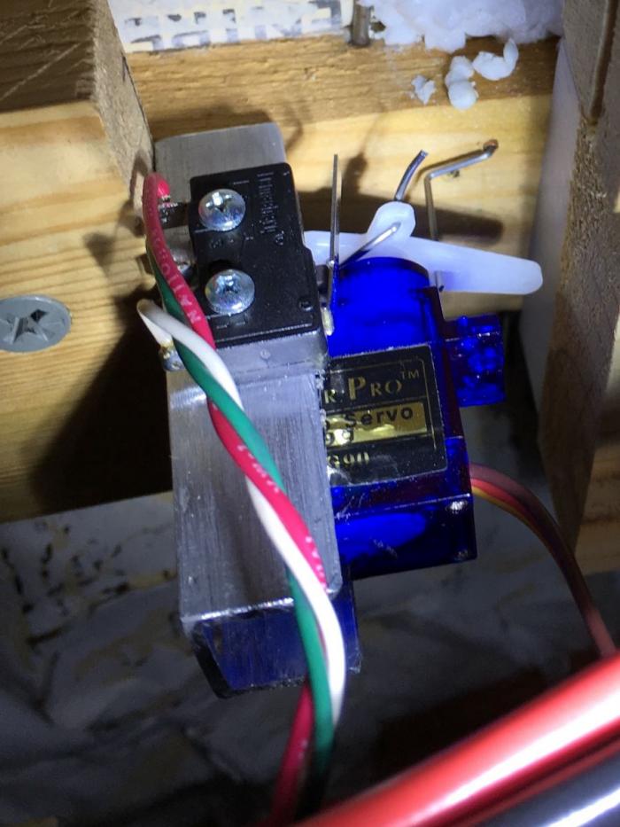 Mark II Servo Mount Model Railroad Hobbyist magazine