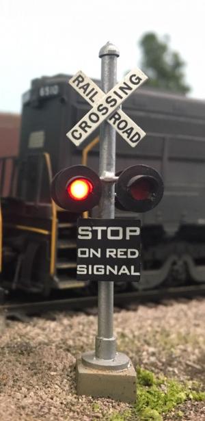 Walthers Grade Crossing Signal Controller | Model Railroad Hobbyist ...