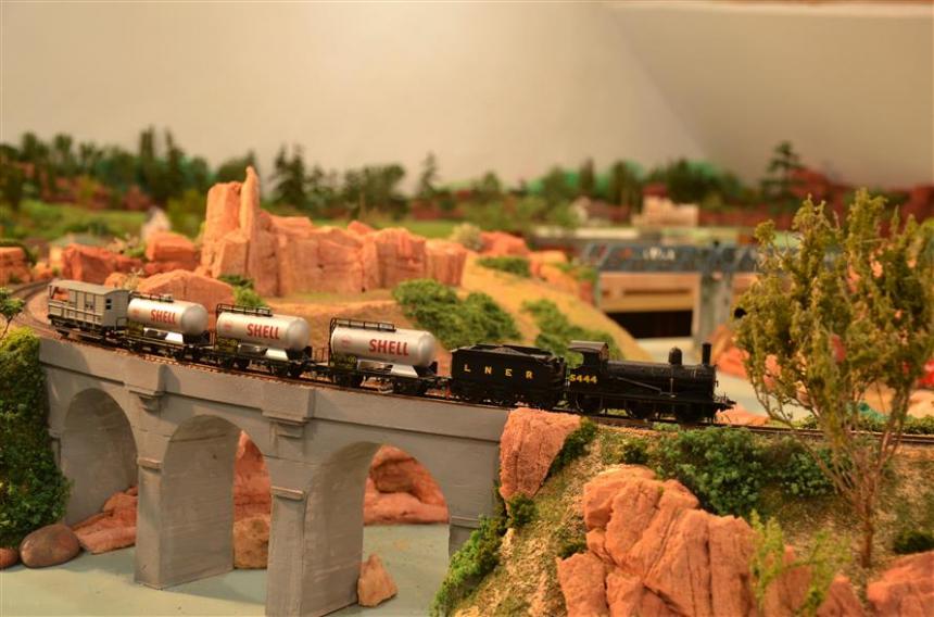 British Prototype Trains and Layouts Have Appeal | Model Railroad ...