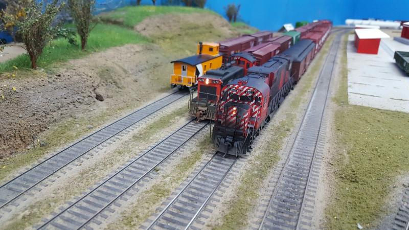 The Hudson Bay Railway operates on the Esquimalt and Nanaimo | Model ...